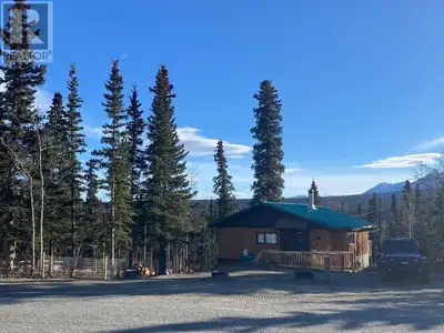 Charming Mountain-View Home - Fully Updated & Firesmarted! Welcome to this beautifully maintained an...