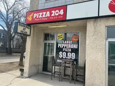 1C//Winnipeg/Turn-key operation. This takeout and delivery restaurant is a phenomenal investment opp...