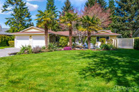 Homes for Sale in Qualicum Beach, British Columbia $898,000