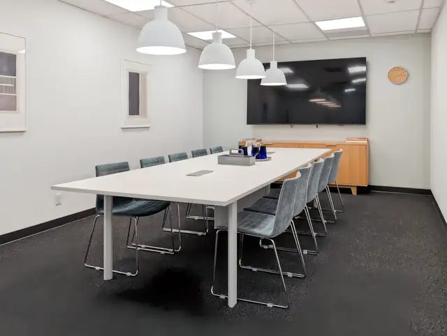 Office space for rent for 4 persons in Still Creek Dr Burnaby in Commercial & Office Space for Rent in Burnaby/New Westminster - Image 13
