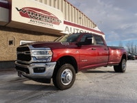 *** Dealer arranged financing on site! Quick, Simple, no calls or waiting on bank appointments requi... (image 4)