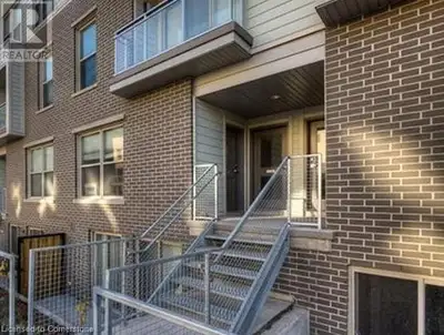 62 BALSAM Street Unit# T101 Waterloo, Ontario