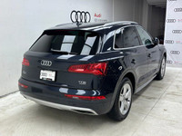 It's easy to see why the Q5 is one of the best selling SUV's in it's class! This locally owned & ser... (image 3)