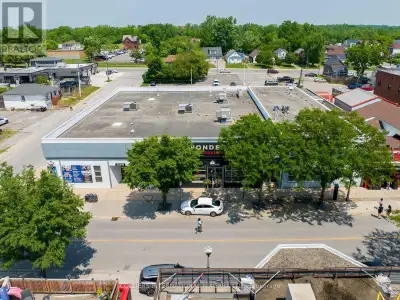 Office/Retail investment opportunity with strong re-development potential located in the downtown co...