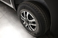 PREMIUM HEAVY-DUTY SUSPENSION, BLACK CLOTH FRONT BUCKET SEATS, COLD WEATHER GROUP, HEATED STEERING W... (image 6)