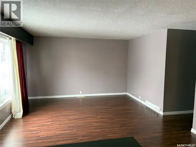 222 1st STREET NE Wadena, Saskatchewan in Houses for Sale in Saskatoon - Image 5