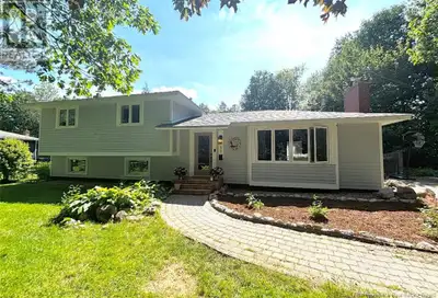 Welcome to this beautifully renovated 3-level split located in the heart of sought-after New Marylan...