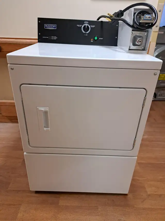 Coin Washer. Coin Dryer. Coin Operated. Stacked in Washers & Dryers in City of Toronto - Image 3