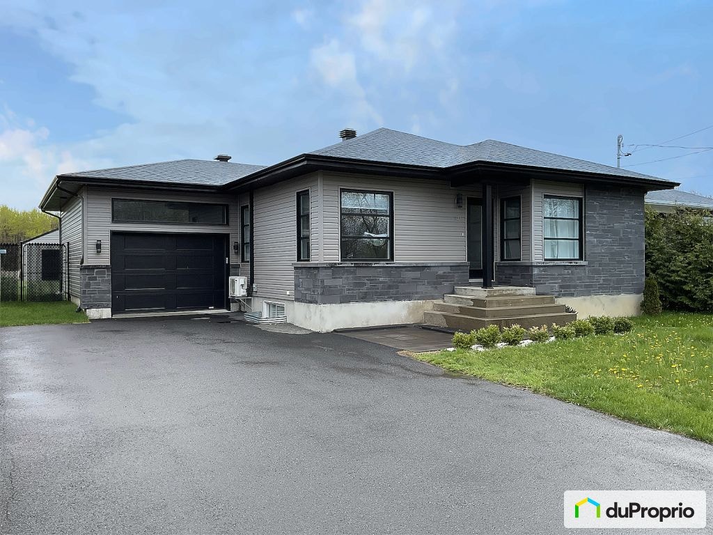 $840,000 - Bungalow for sale in St-Philippe — photo 2