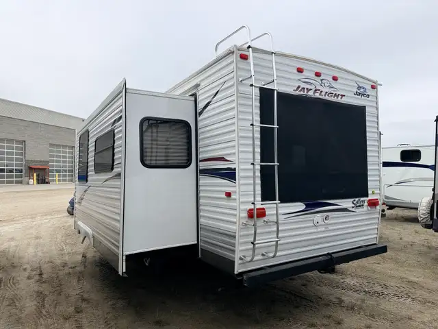 2011 Jayco JAY FLIGHT 29 RLS in Travel Trailers & Campers in St. Albert - Image 5