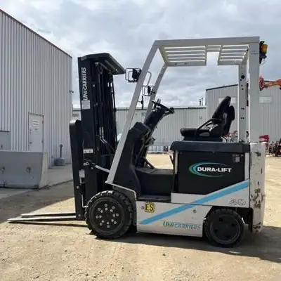 2020 UNICARRIERS BXC40N Electric Electric Forklift Capacity: 3,600 Lift Height: 187 (in) Mast Type:...