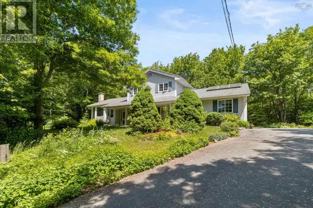 99 Stone Mount Drive Lower Sackville, Nova Scotia62864388883842122