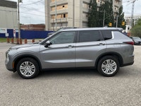 Vehicle Highlights: - Accident free - Single owner - Winter tires included Just landed is a very des... (image 3)