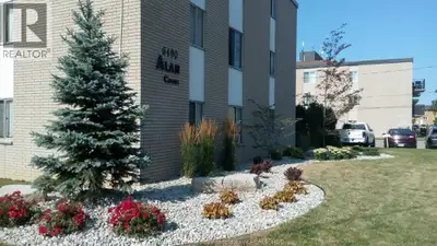 SECURE, QUIET, CLEAN 1-BEDROOM APT IN EXCELLENT EAST SIDE APT. BLDG STEPS FROM METRO PLAZA. CONVENIE...