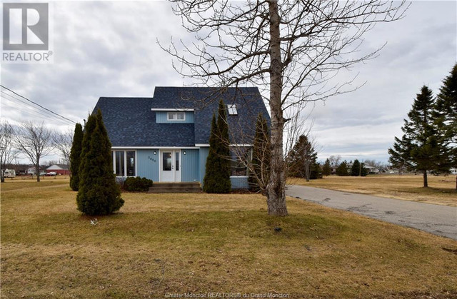 3000 Paulin Bas Caraquet, New Brunswick in Houses for Sale in Bathurst - Image 2