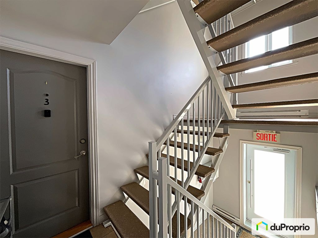 93e Avenue — photo 2
