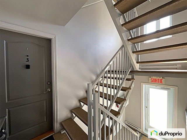 93e Avenue — photo 2