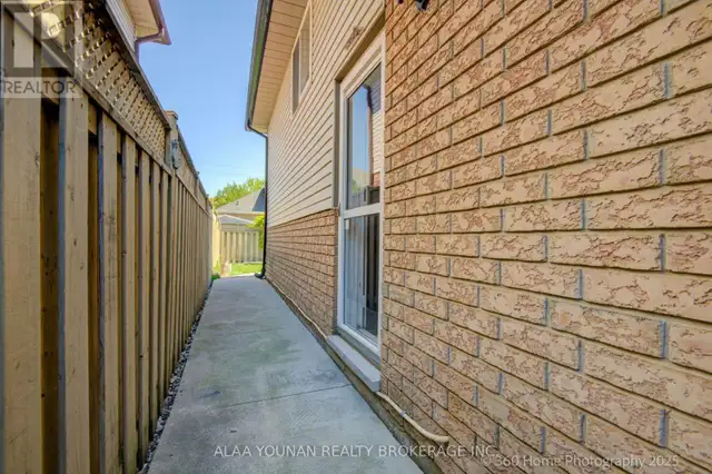 84 HILLGARDEN DRIVE Hamilton (Stoney Creek Mountain), Ontario in Houses for Sale in Hamilton - Image 40