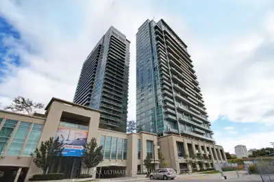 Waterfront Living! Modern 2 Bed Condo in Mimico!