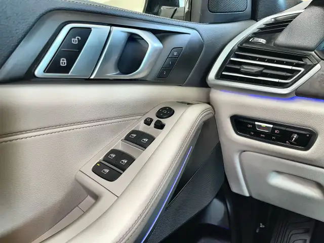 2022 BMW X5 xDrive40i Fresh Trade in Cars & Trucks in Regina - Image 22