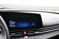 2025 HYUNDAI ELANTRA PREFERRED WITH TECH PACKAGE â€¢ CLEAN CARFAX â€” NO REPORTED ACCIDENTS OR DAMAG... (image 5)