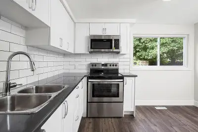 Welcome to 311 Bunting Road townhomes, a stunning community of modern and stylish townhomes located...