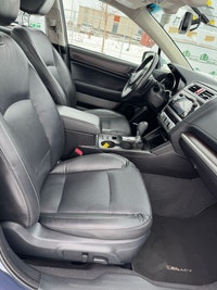 2016 Subaru Legacy 2.5i AWD | 157,431 KM Heated Seats, Sunroof, Backup Camera, Air Conditioner, Crui... (image 9)