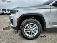 This Dealership Demo 2024 Jeep Grand Cherokee Laredo 4x4 has the 3.6L Pentastar Vvt V6 W/Ess engine... (image 5)