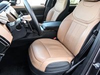 This 2023 Land Rover Range Rover Sport Dynamic Se 3.0l I6t is a refined luxury SUV with strong road... (image 4)