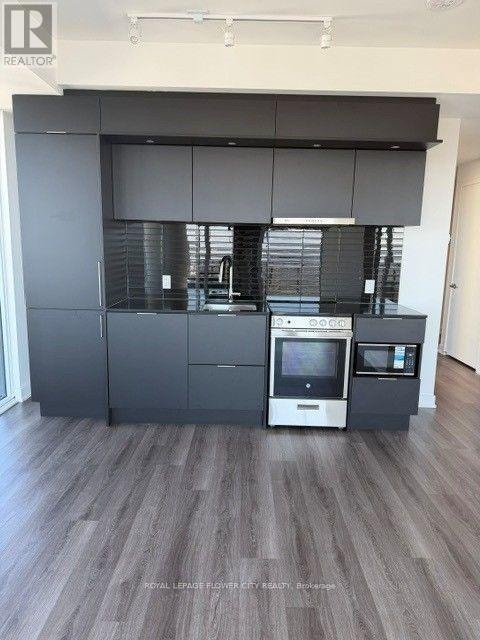 4805 - 448 BURNHAMTHORPE ROAD W Mississauga (City Centre), Ontar 2