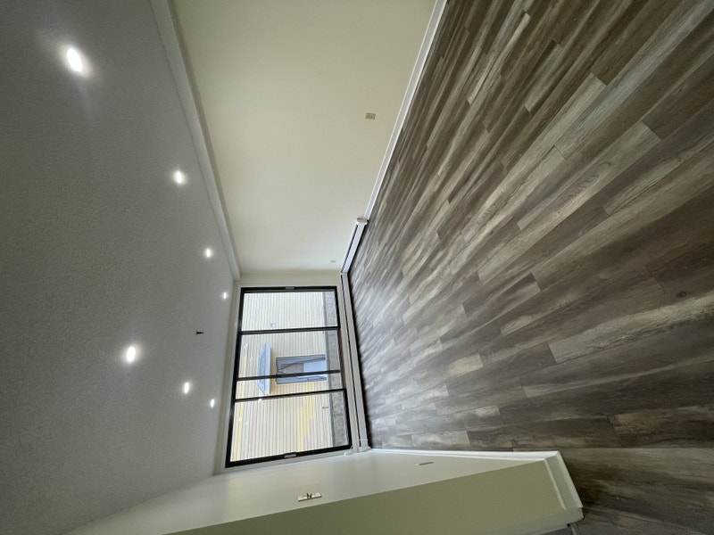 Beautiful 1 Bedroom A short walk from the Hydrostone Market Long Term