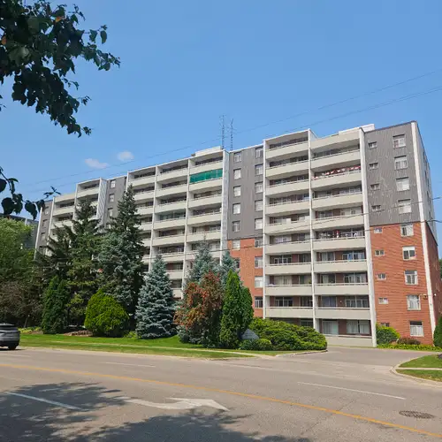 MATURE BUILDING VERY CLEAN ON SITE MANAGER large spacious units great location call 519 756 4831