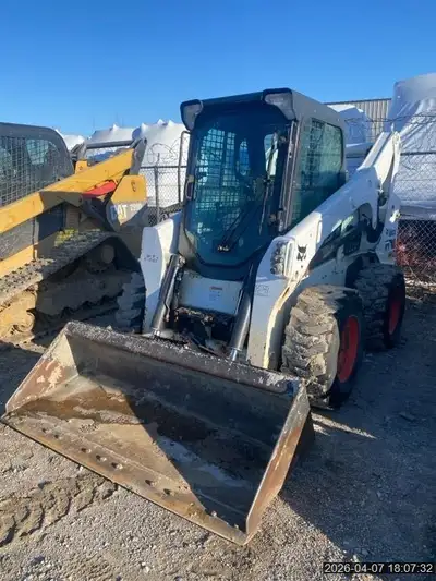 2017 BOBCAT S770 SKIDSTEER LOADER FOR SALE - ONLY 1033hrs and ready to work !! Bucket included CAB A...