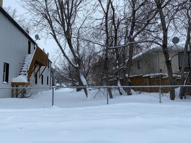 VL in Point Douglas! Great Opportunity for Builders/Investors!