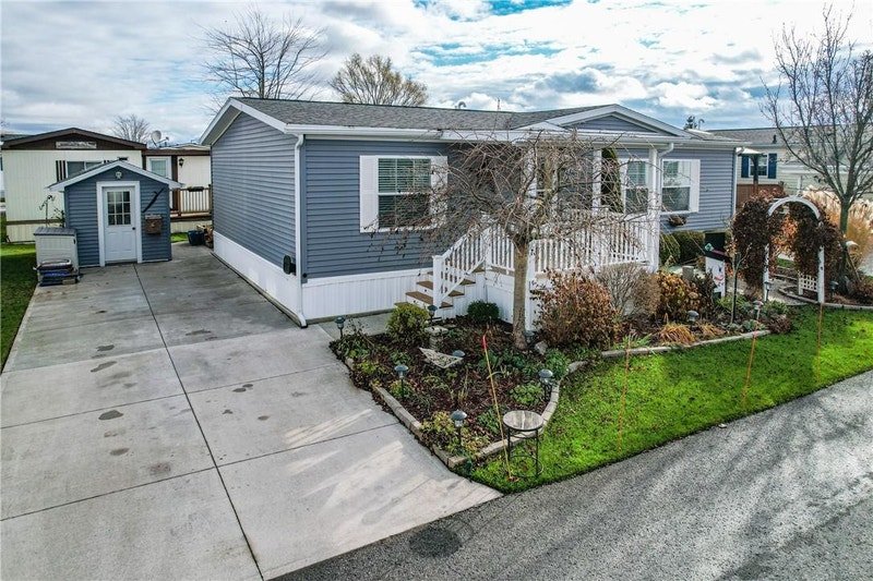 3033 Townline Road, Unit 245 Stevensville, Ontario Houses for Sale