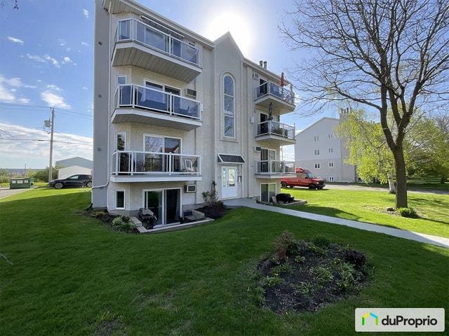 $324,000 - Condominium for sale in Candiac — photo 2