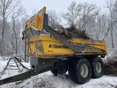 34 Ton Off Road Dump Trailer with hydraulic fold-over tailgate, 750 floatation tires, 2 tires are ne...