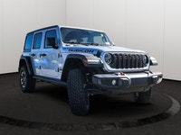 This Jeep Wrangler has a strong ERC 3.6L Pentastar(TM) VVT V6 engine w/ESS engine powering this Auto... (image 7)