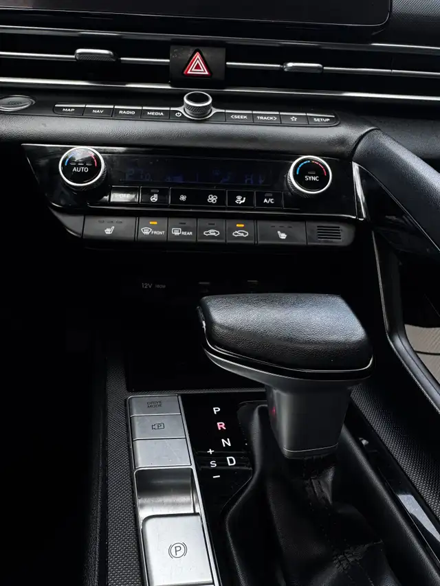 2023 Hyundai Elantra in Cars & Trucks in St. Catharines - Image 18