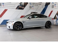 2018 BMW M4 3.0L I6 RWD 7-Speed Automatic EXTERIOR - SILVERSTONE METALLIC INTERIOR -BLACK, FULL MERI... (image 4)