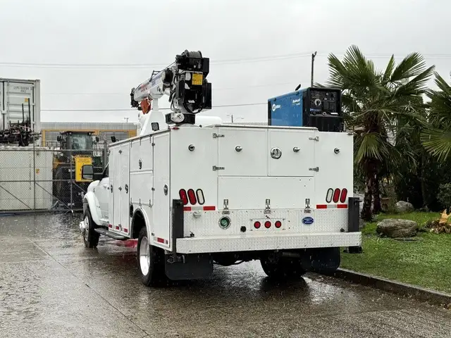 2024 Ram 5500 Heavy Duty Laramie 4x4 Crew Cab Cummins Service Tr in Heavy Trucks in Regina - Image 9