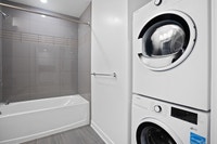 2 Bedroom 2 Bathroom Two modern towers in vibrant Centretown with a walk score of 98 Steps away from... (image 4)