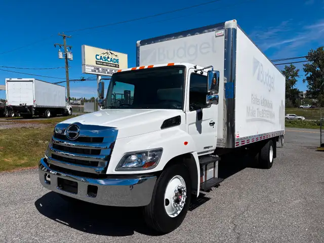 2019 Hino 338 24'   151kms in Heavy Trucks in Abbotsford - Image 2