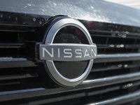 FRESH POWDER|CHARCOAL, CLOTH SEAT TRIM|Package AA00 w/No Options Engine: 2.0L DOHC 4-Cylinder Engine... (image 8)