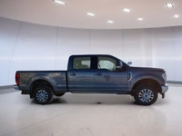 // EXCELLENT CONDITION! // Meet the 2022 Ford Super Duty F-350 SRW Lariat, now offered at Centennial... (image 3)