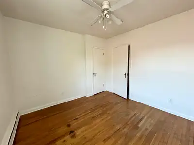 APARTMENT FOR RENT!! Located in the heart of Port Dalhousie, this unit is walking distance to Lakesi...