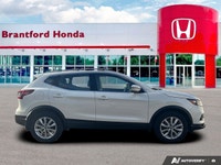 Ready for daily adventures? This 2023 Nissan Qashqai Sport Utility, in sleek White, is engineered fo... (image 6)
