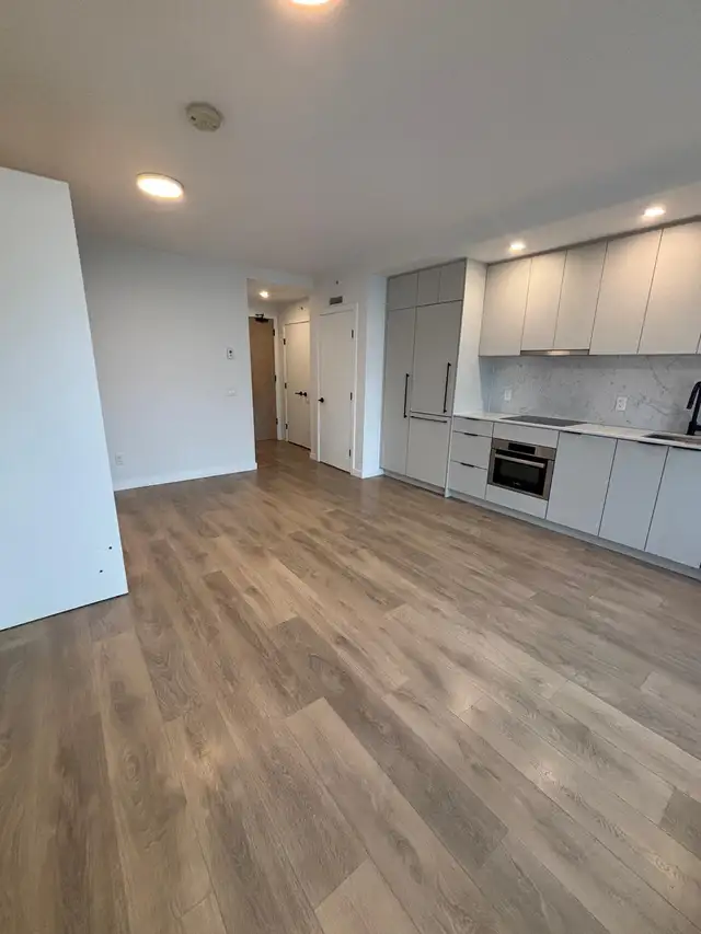 409-13685 102 Avenue in Long Term Rentals in Delta/Surrey/Langley - Image 4