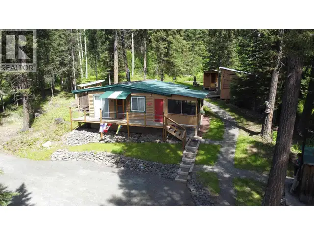 7613 MICA PLACE Lone Butte, British Columbia in Houses for Sale in 100 Mile House - Image 3