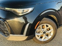Wireless Charging, Heated Steering Wheel, Lane Keep Assist, Blind Spot Detection, Android Auto! Stra... (image 5)
